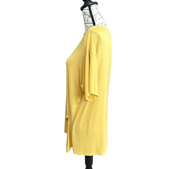 New Hem & Thread Goldenrod Short Sleeve T-shirt Slit Hem Stretch Small NWT - Picture 4 of 6
